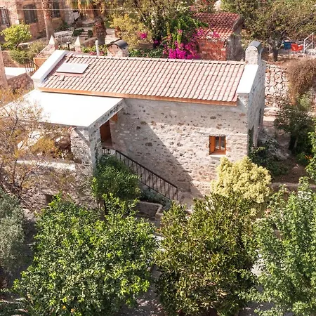 Ultava Tatil Evi