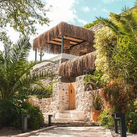 Ultava Bed & Breakfast *