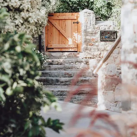 Ultava Bed & Breakfast